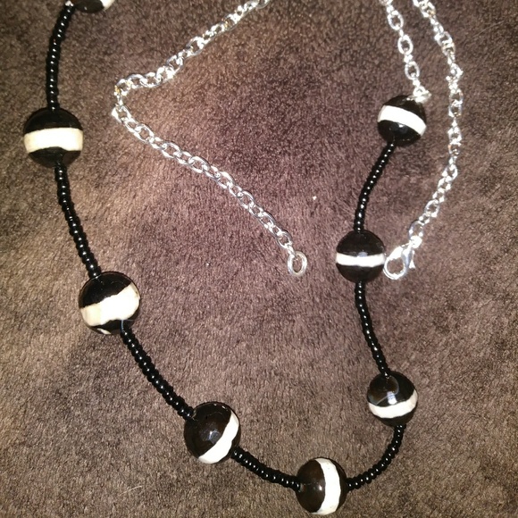 Black Stone Necklace - Picture 5 of 6